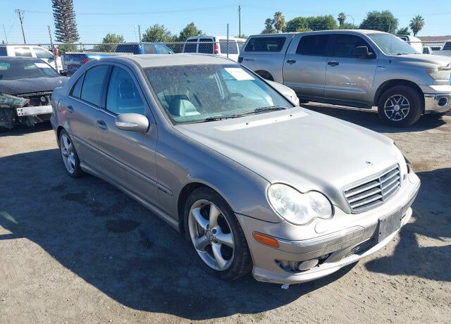 2005 MERCEDES-BENZ C-Class