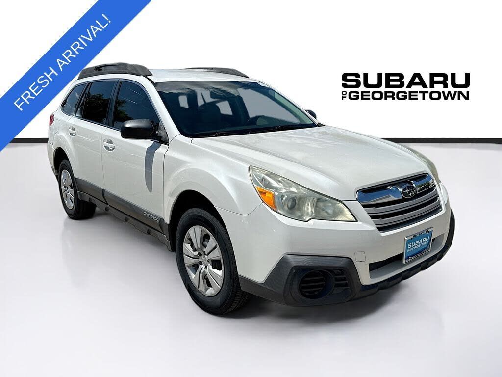 2013 SUBARU Outback