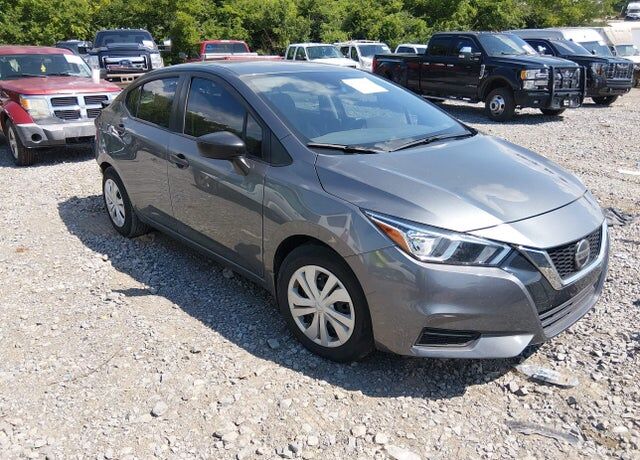 2022 NISSAN Versa