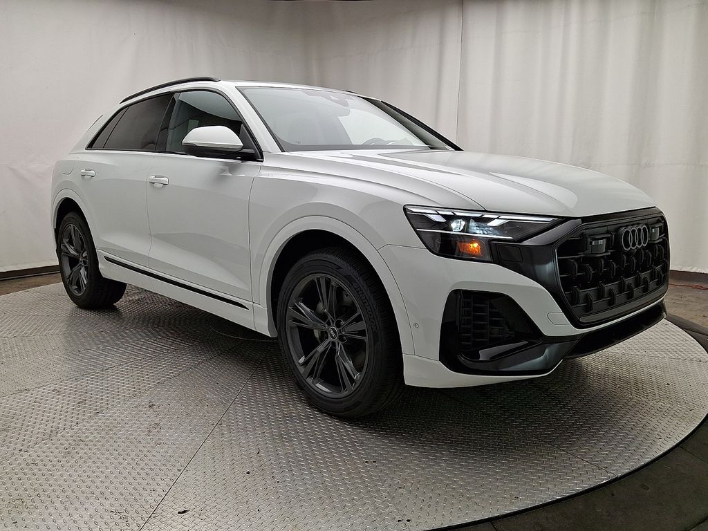 2026 Audi Q8