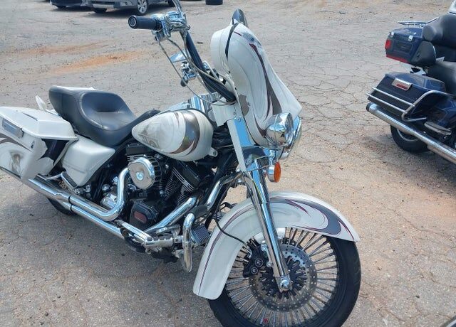2007 HARLEY DAVIDSON Street Glide