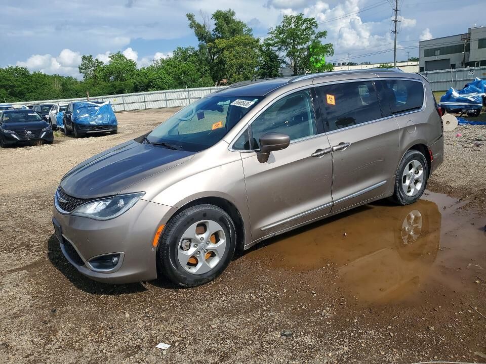 2017 CHRYSLER Pacifica