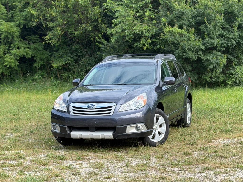 2011 SUBARU Outback