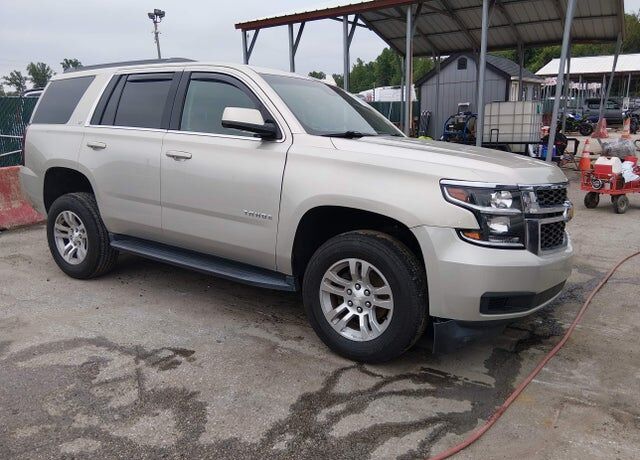 2017 CHEVROLET Tahoe