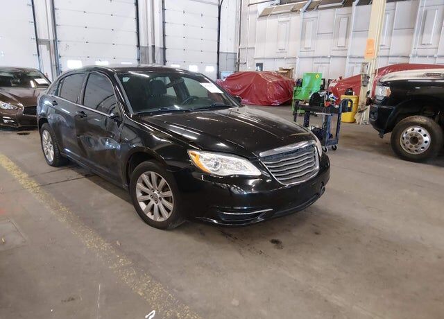 2014 CHRYSLER 200