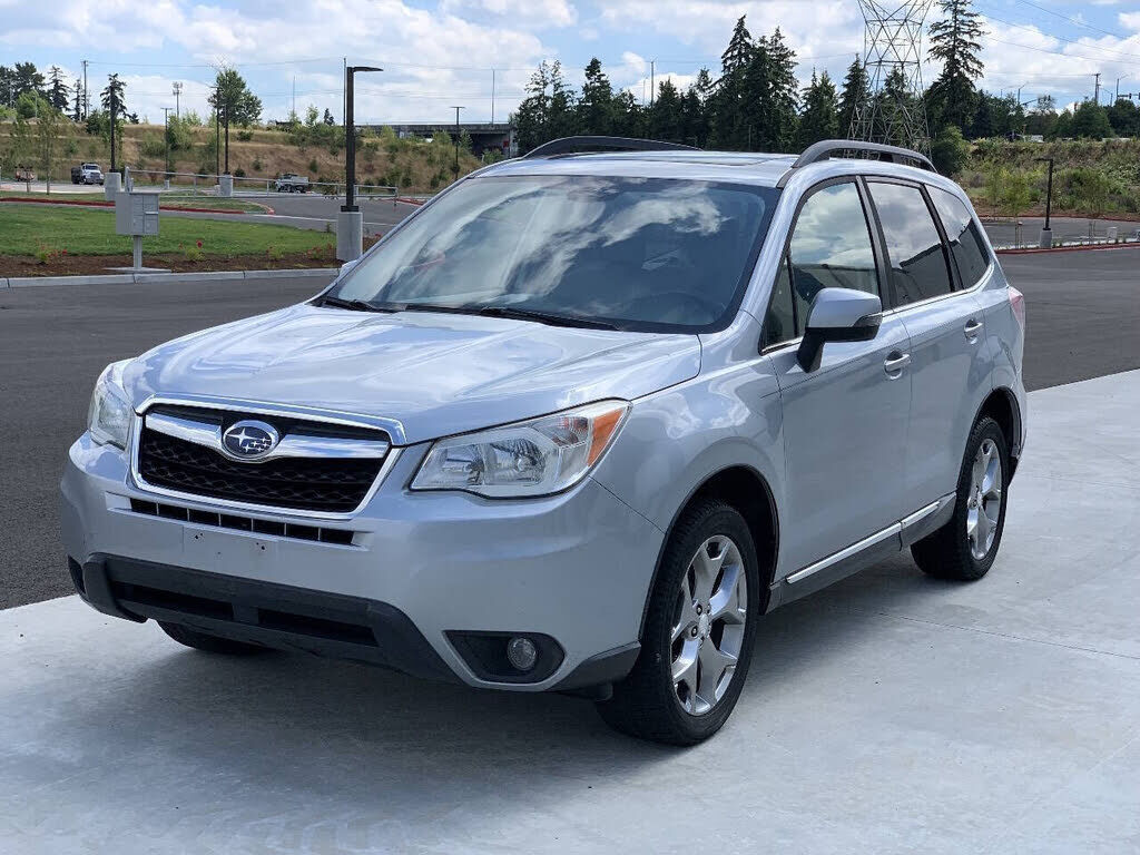 2016 SUBARU Forester
