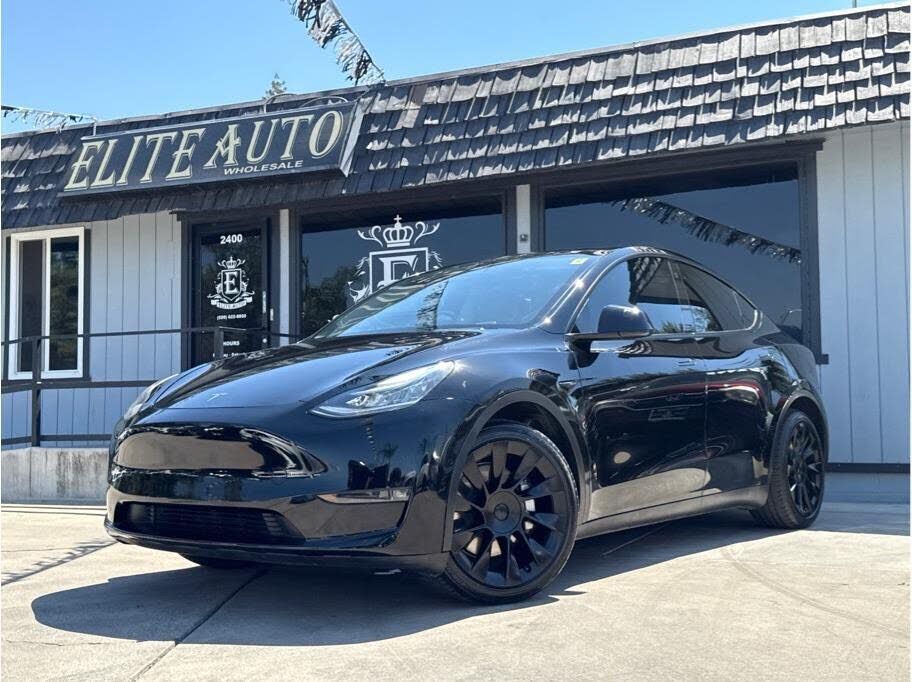 2021 TESLA Model Y