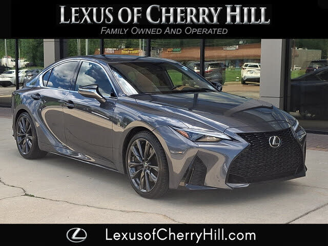 2024 LEXUS IS