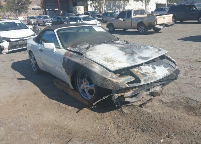 1990 PORSCHE 944