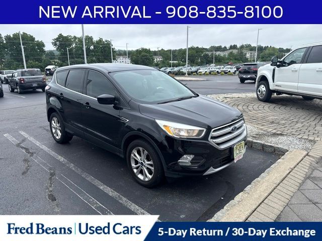 2017 FORD Escape