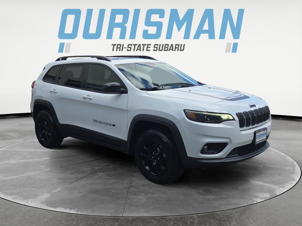 2022 JEEP Cherokee
