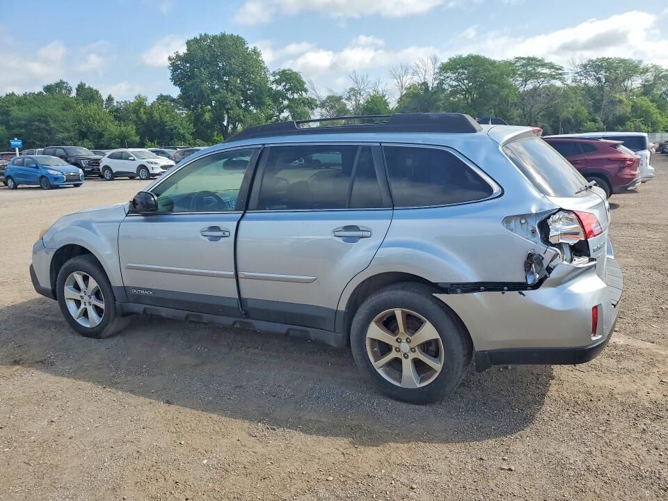2014 SUBARU Outback