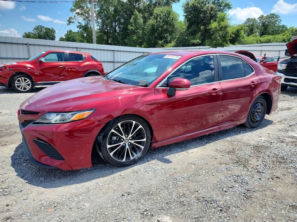 2018 TOYOTA Camry
