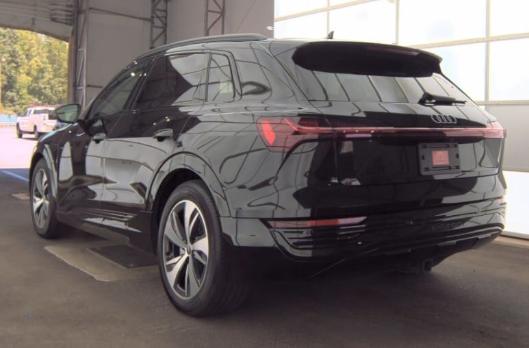 2024 Audi Q8