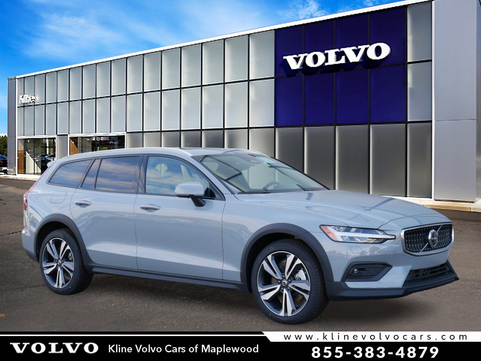 2026 VOLVO V60CC