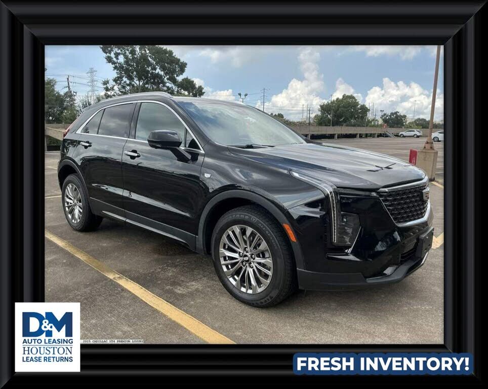 2025 CADILLAC XT4