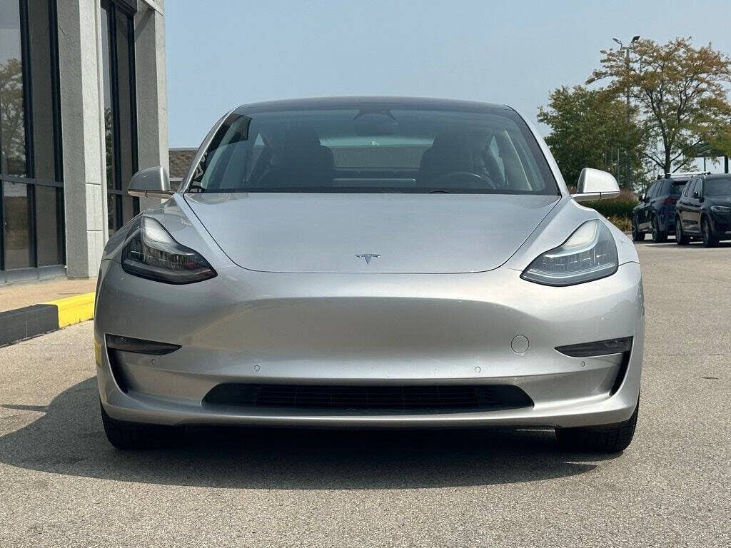 2017 TESLA Model 3