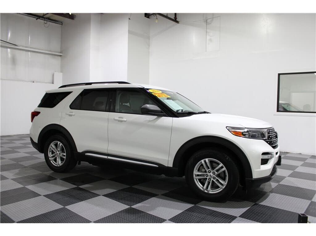 2020 FORD Explorer