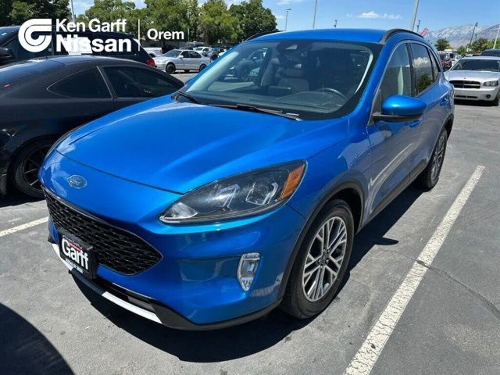 2021 FORD Escape