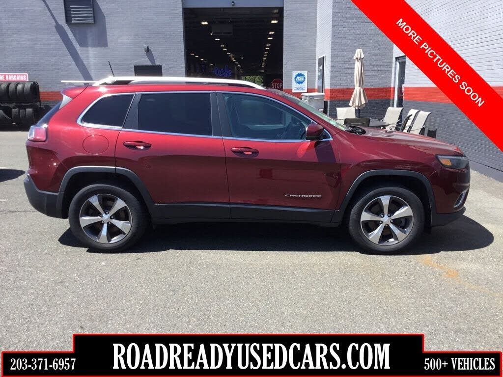 2019 JEEP Cherokee