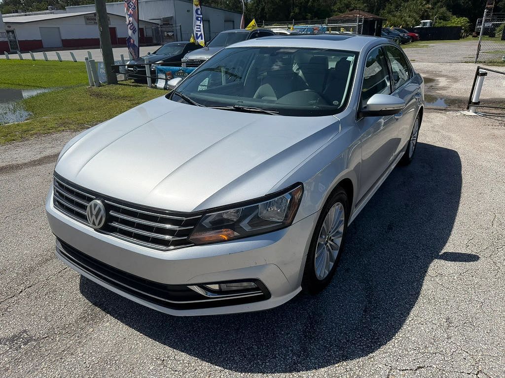 2016 VOLKSWAGEN Passat