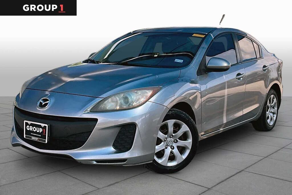 2013 MAZDA Mazda3