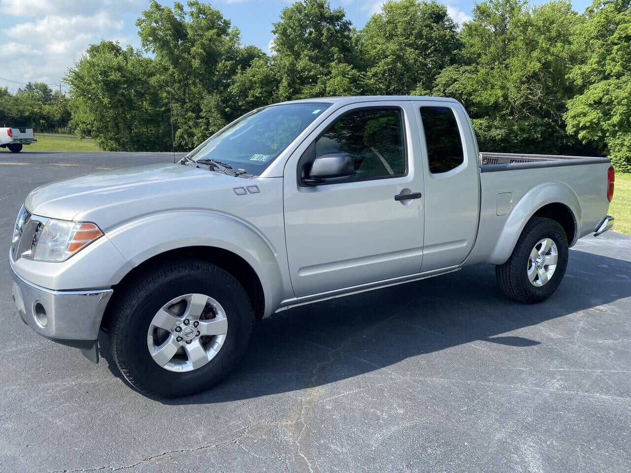2011 NISSAN Frontier