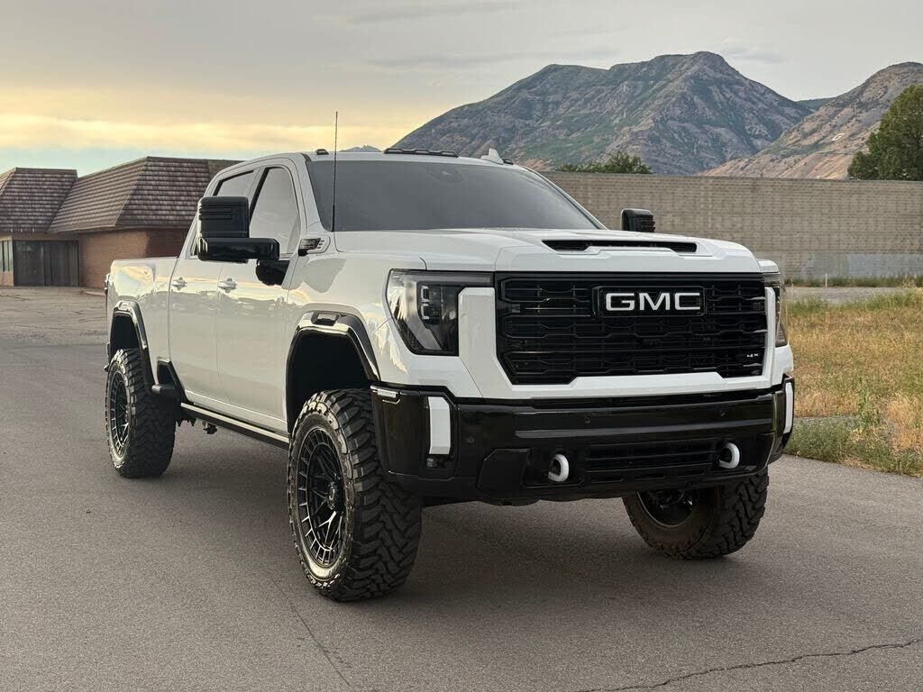 2026 GMC Sierra HD