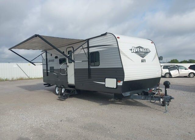 2018 FOREST RIVER Avenger