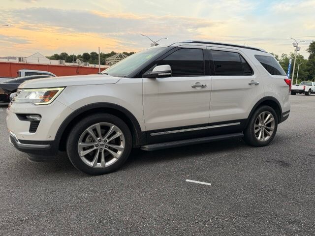 2018 FORD Explorer