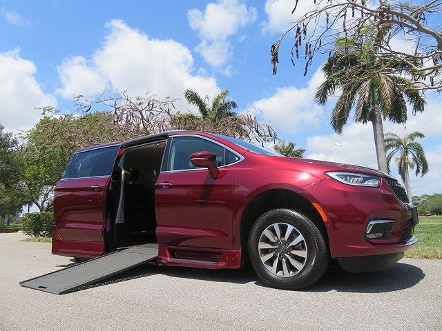 2021 CHRYSLER Pacifica