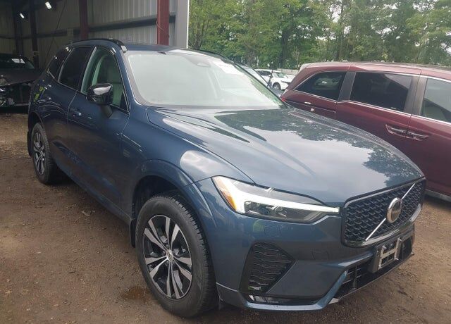 2025 VOLVO XC60