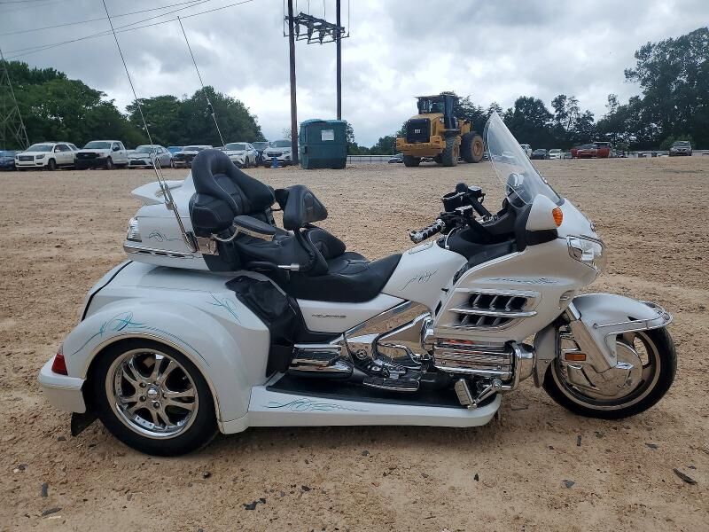 2008 HONDA GL1800