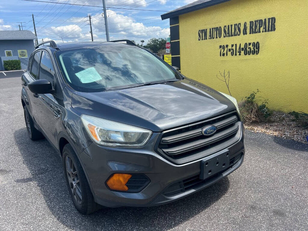 2017 FORD Escape