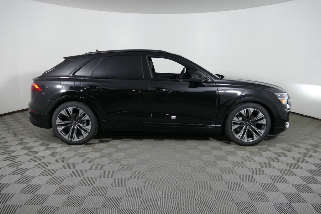 2026 Audi Q8