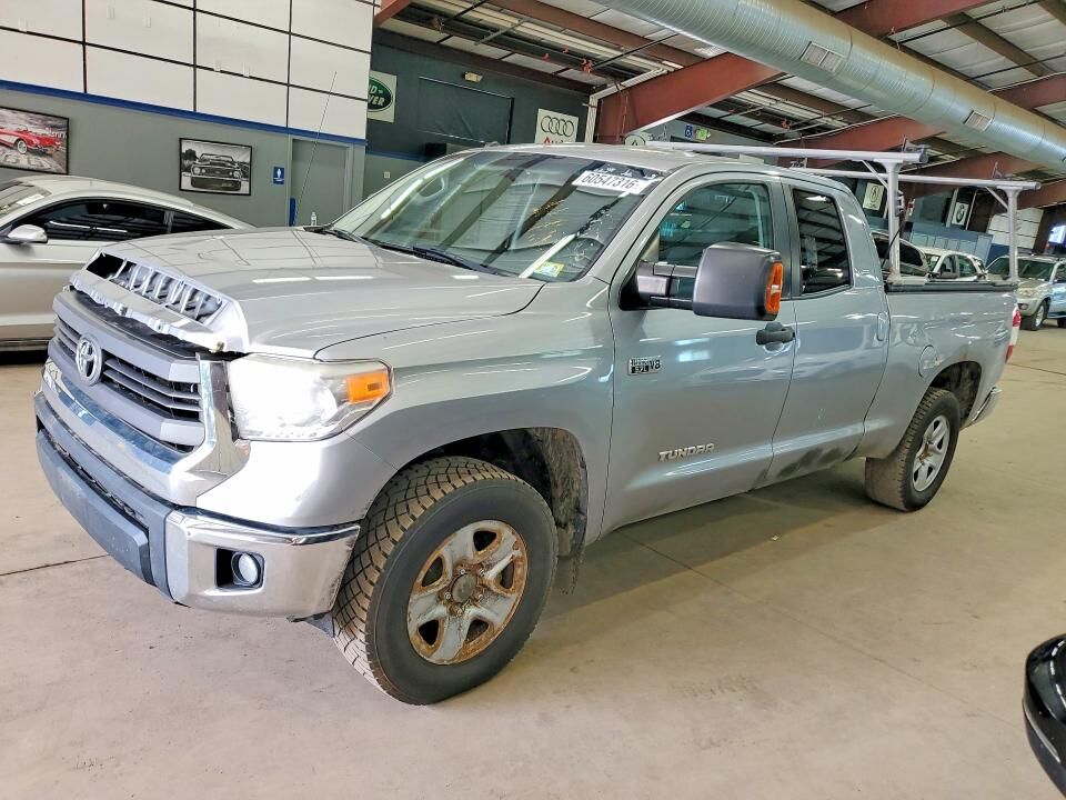 2015 TOYOTA Tundra