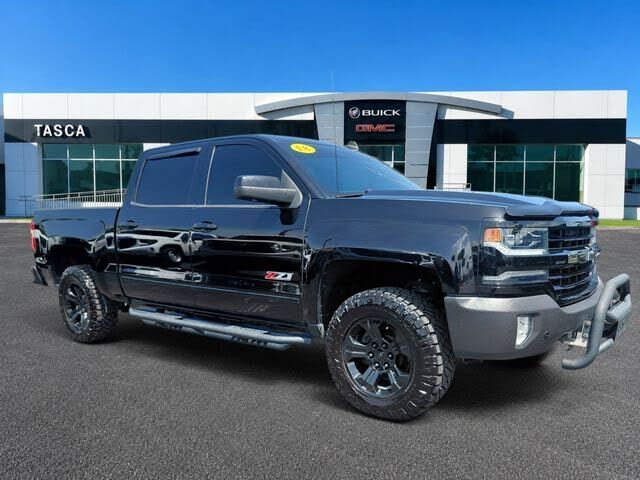 2018 CHEVROLET Silverado