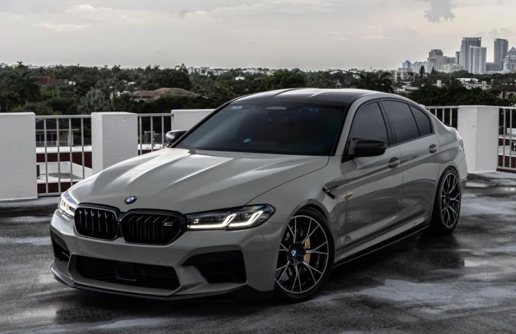 2021 BMW M5