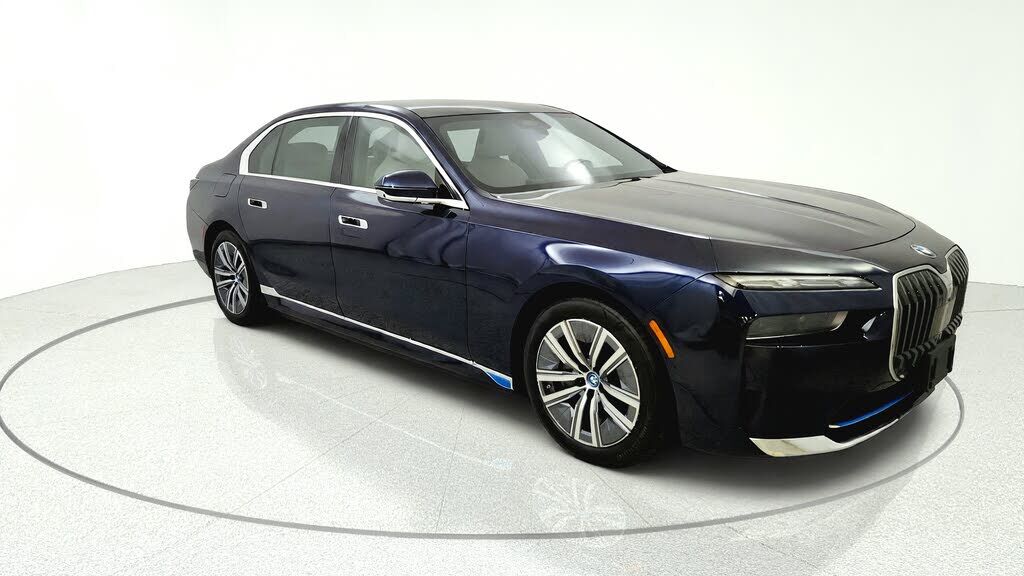 2023 BMW i7
