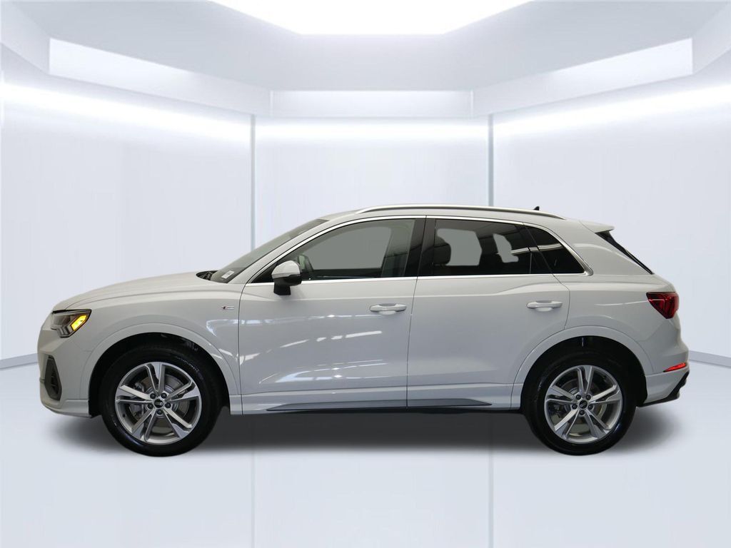 2021 Audi Q3