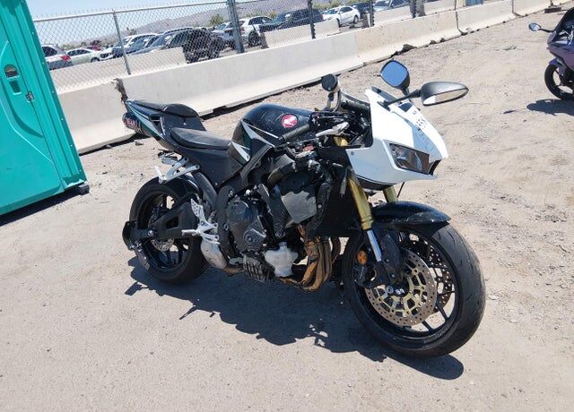 2017 HONDA CB