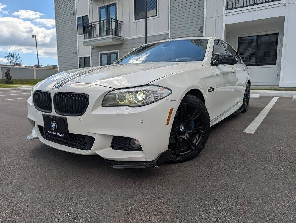 BMW 528i