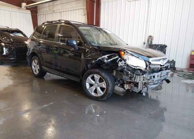 2016 SUBARU Forester