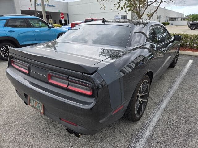 2016 DODGE Challenger