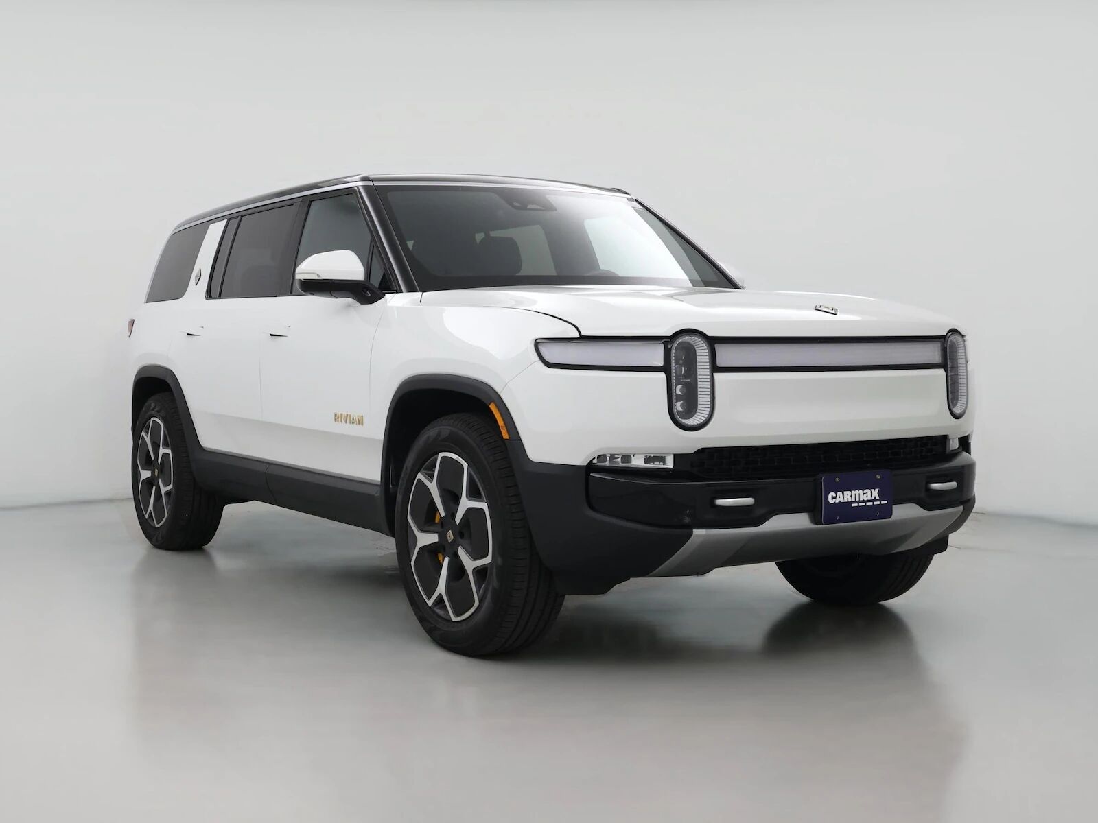 2024 RIVIAN R1S
