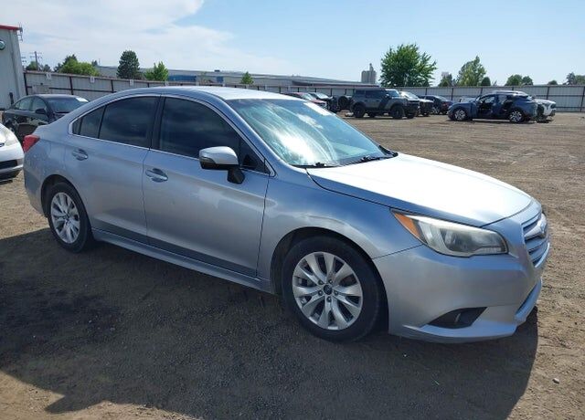 2016 SUBARU Legacy