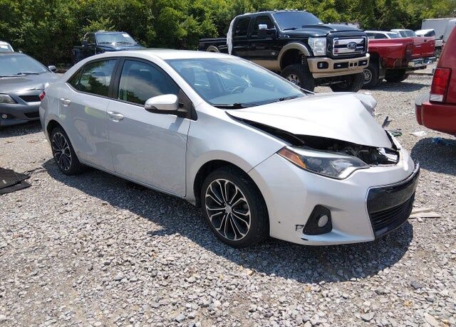 2015 TOYOTA Corolla