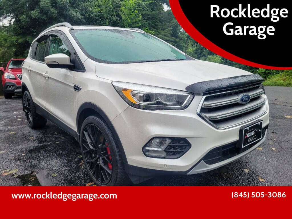 2017 FORD Escape