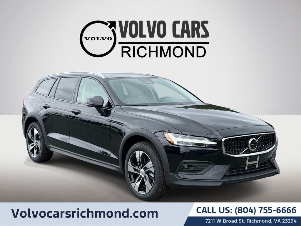 2026 VOLVO V60CC