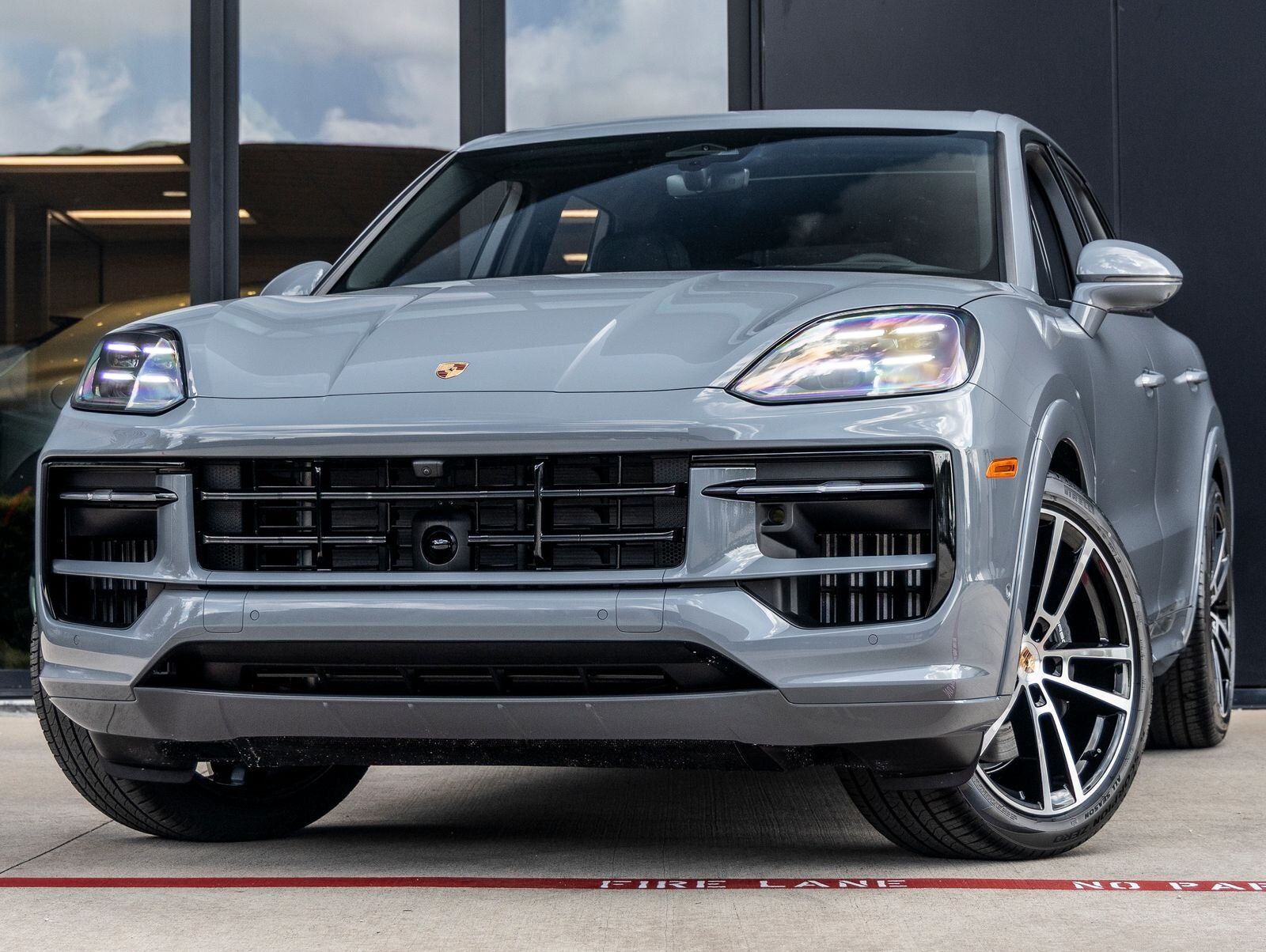 2026 PORSCHE Cayenne